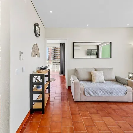 Vista Mar 7 アパート *